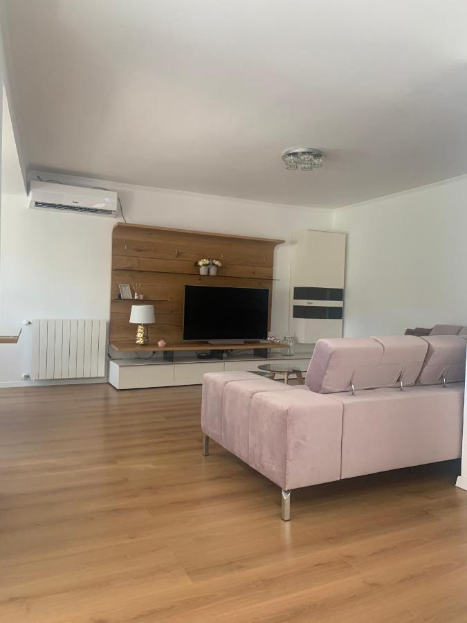 Apartmani Emilio Novalja Bagian luar foto
