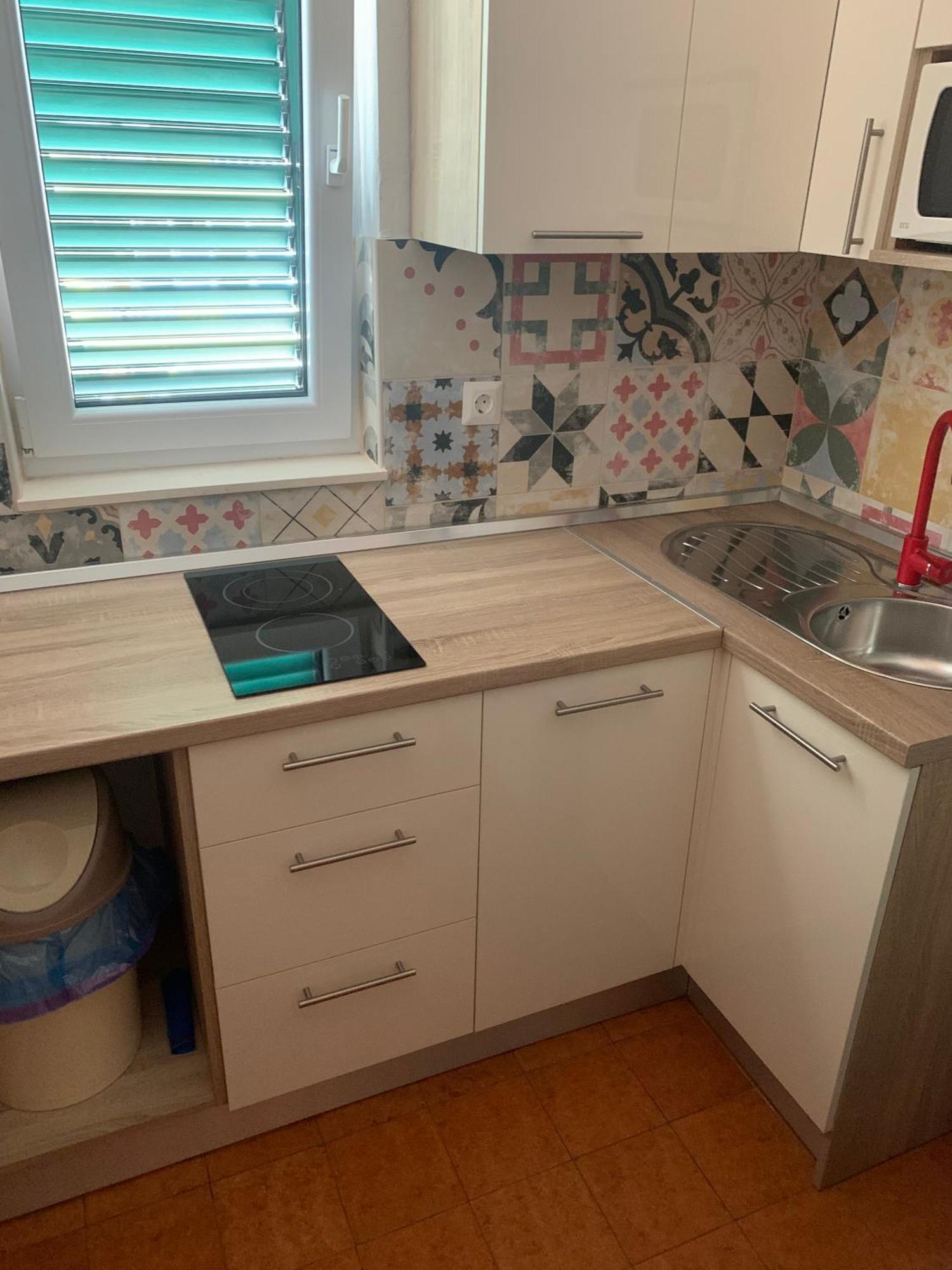 Apartmani Emilio Novalja Ruang foto
