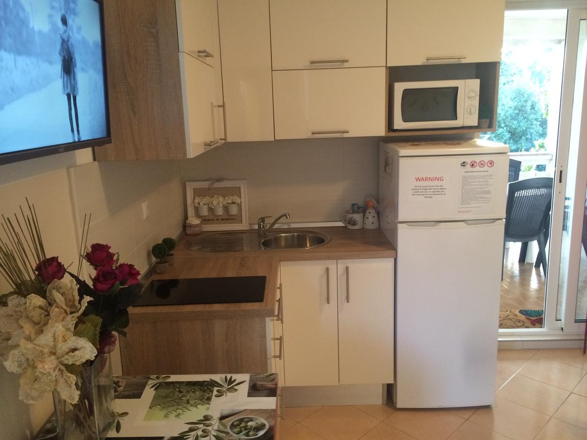 Apartmani Emilio Novalja Bagian luar foto